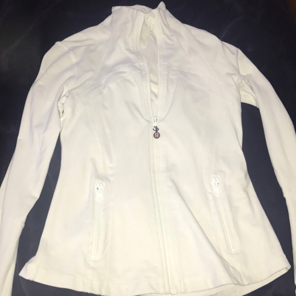 White lululemon define jacket
